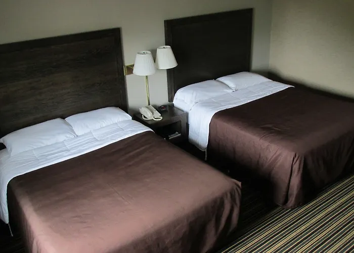 Woodfield Inn And Suites